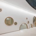 木質(zhì)波點鏤空玻璃墻體設計兒童培訓機構(gòu)效果圖