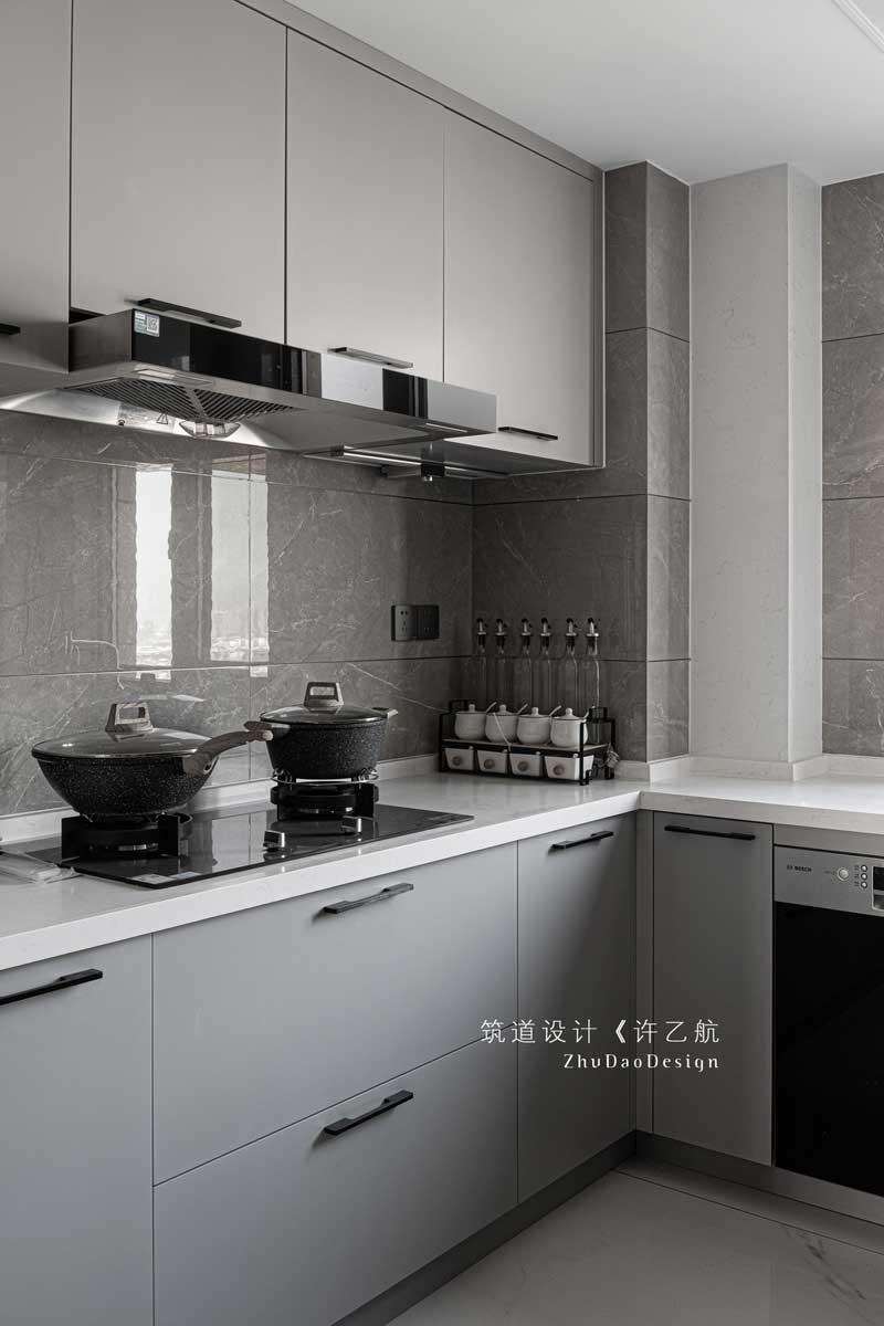 深圳龍華區(qū)觀瀾家居裝修實景拍攝廚房