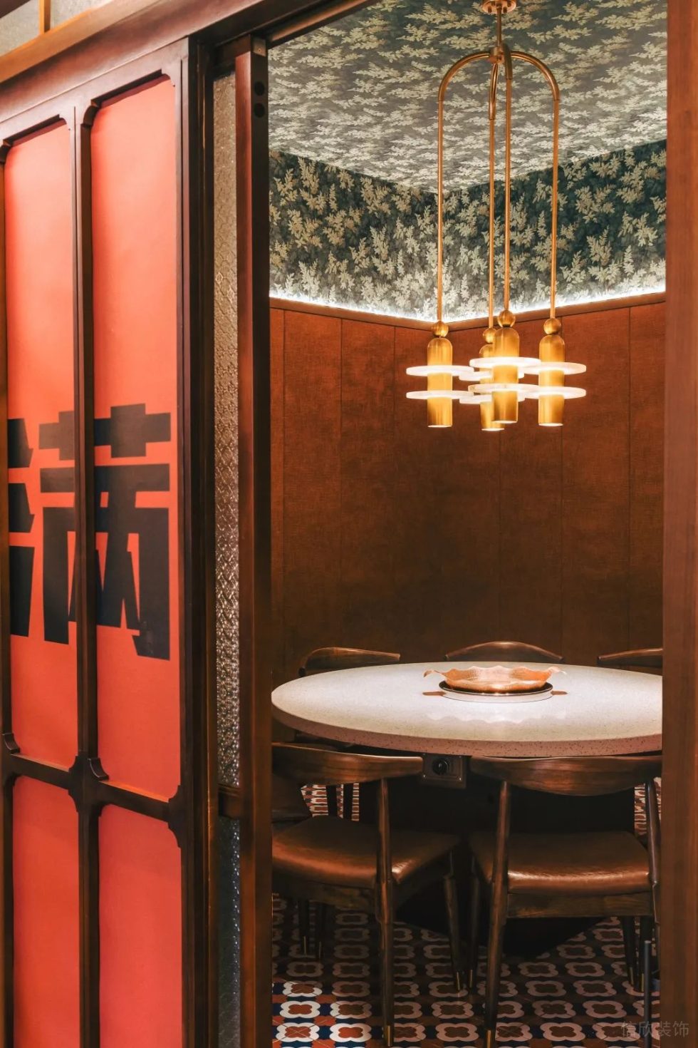 深圳羅湖招商中環(huán)日式風(fēng)格火鍋店裝修案例包房