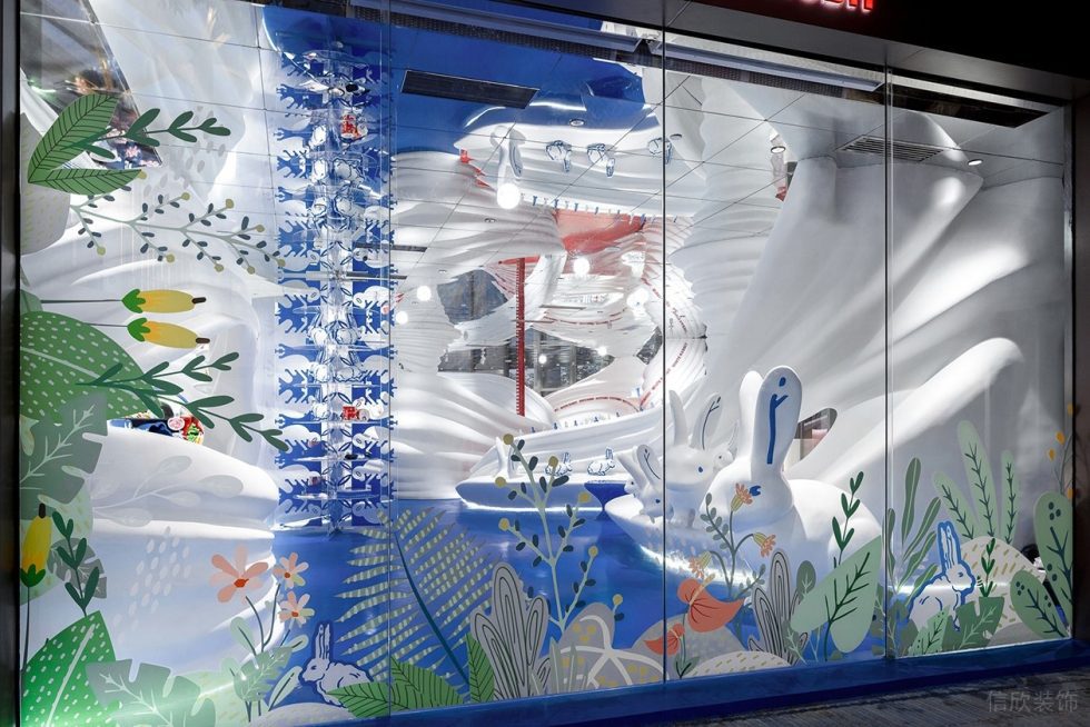 深圳市寶安區(qū)福永大白兔全球首家旗艦店裝修設(shè)計(jì)彩色發(fā)光玻璃墻二