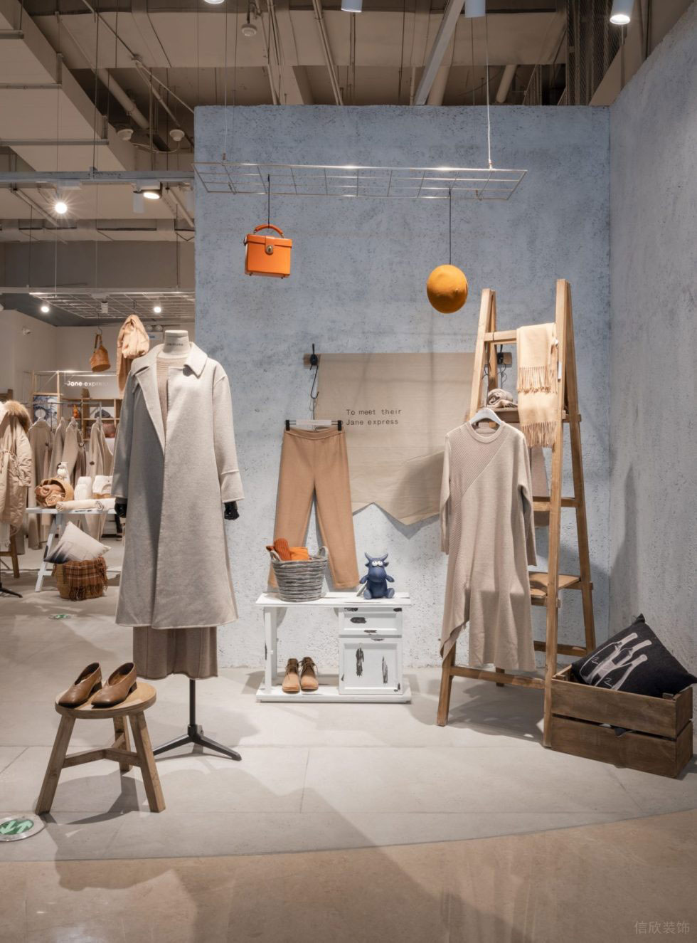 深圳市龍華區大浪現代風jane Express服裝店鋪裝修設計門廳展示