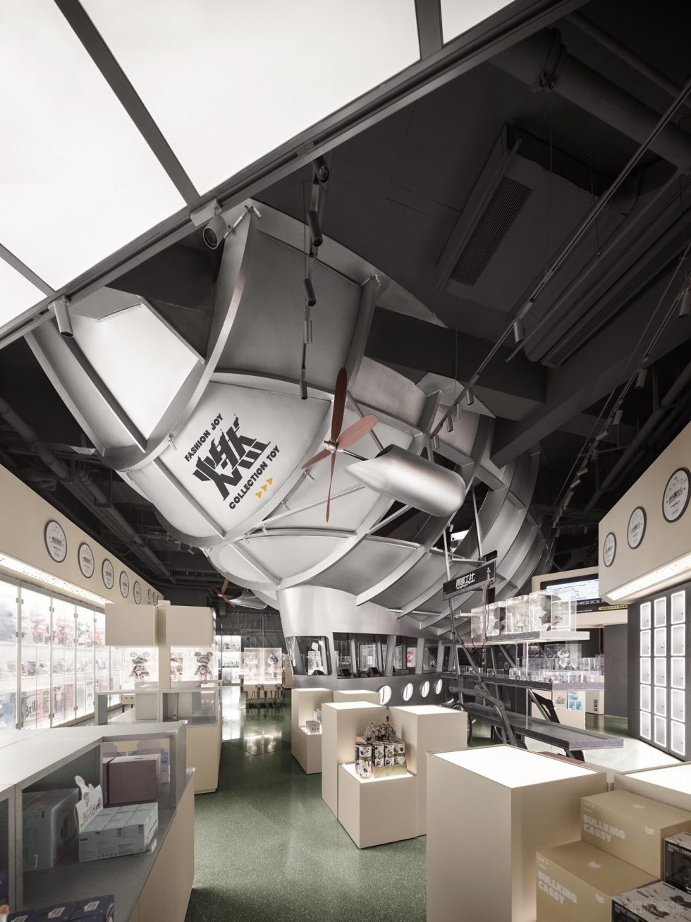 深圳市龍崗區(qū) X11全球潮玩店裝修設計-矮島臺