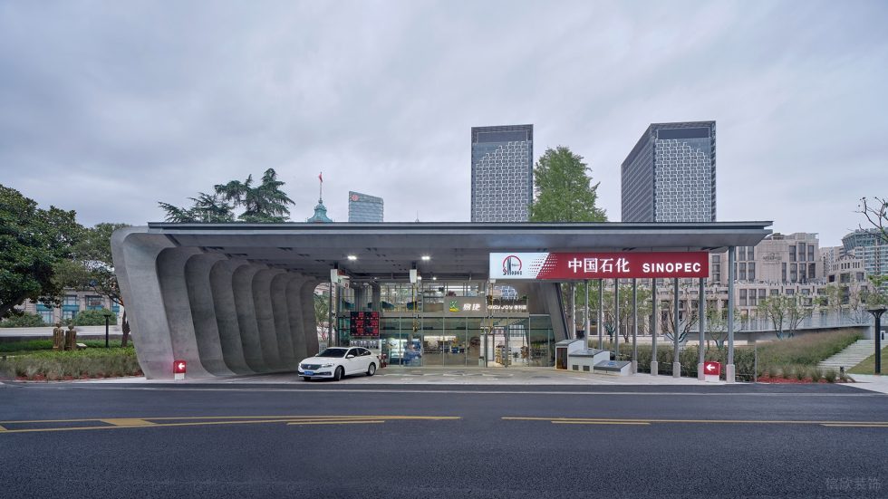深圳市南山區(qū)南油中石化加油站 正立面